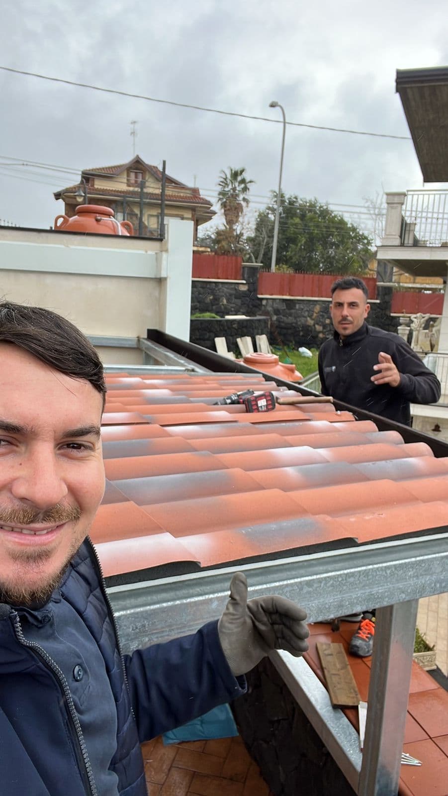 Il team Zafitalia durante un'installazione